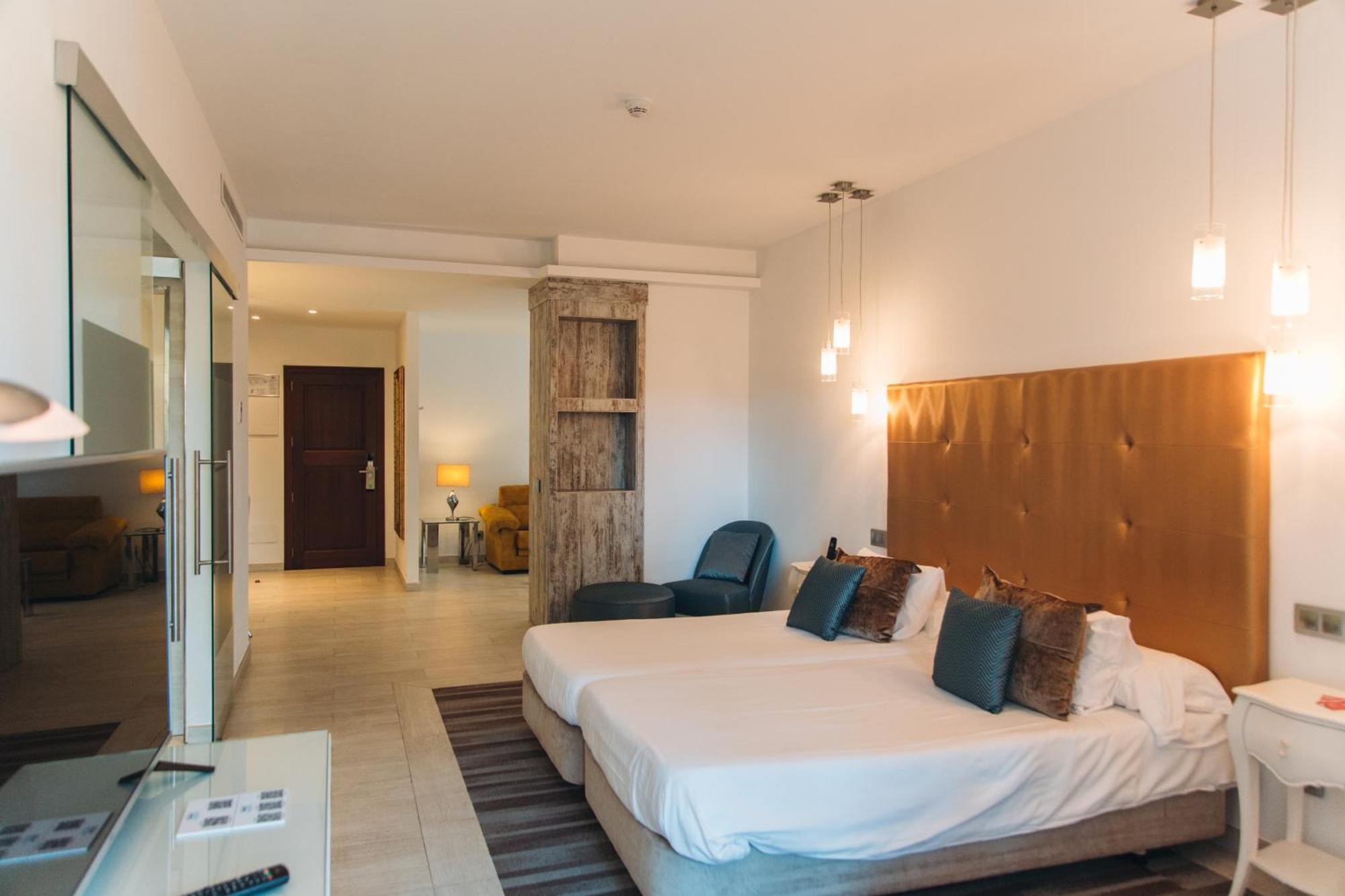 Hotel Garden Apart-suites & 5*